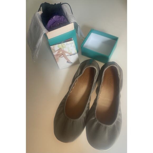Tieks by Gavrieli Taupe Ballet Flats Size 8 Complete Set - Picture 6 of 6